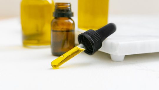 Aceite de ozono o aceite ozonizado